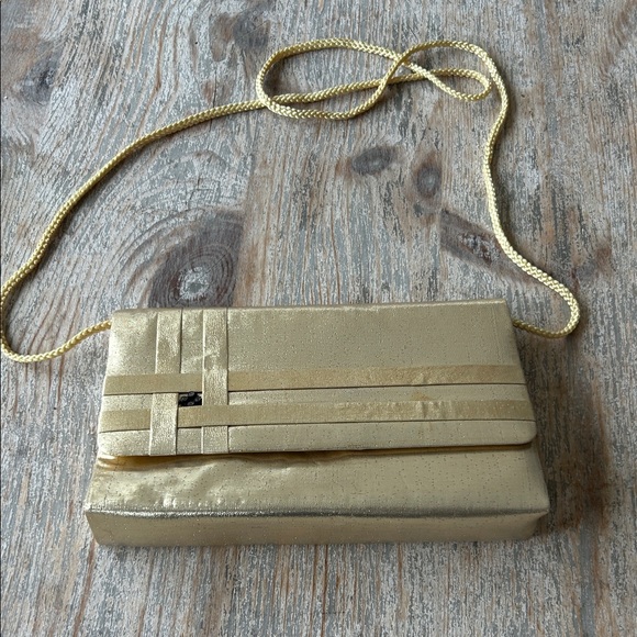 Source Unknown Handbags - Vintage Gold Evening Clutch Bag with Strap